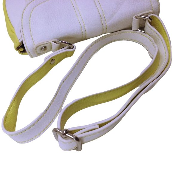 Elle Vegan Pleather Crossbody Shoulder Bag Purse 8x6 Logo Magnetic Pockets Zips - Picture 9 of 11